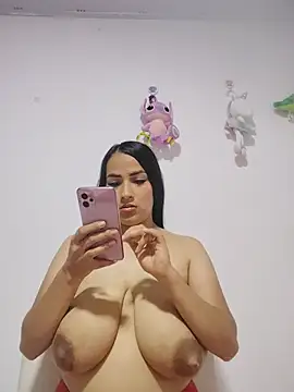 sofia_milky live