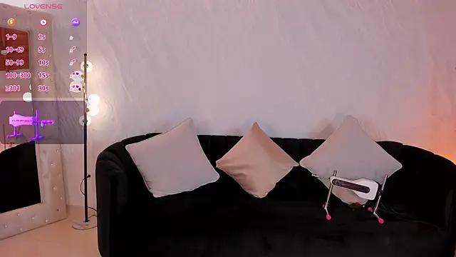 KayraLanne live