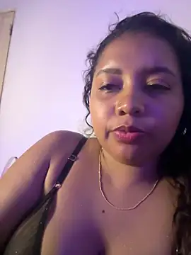 Ninibella live