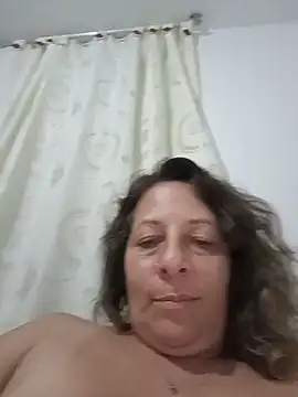 Nikki_milf69 live