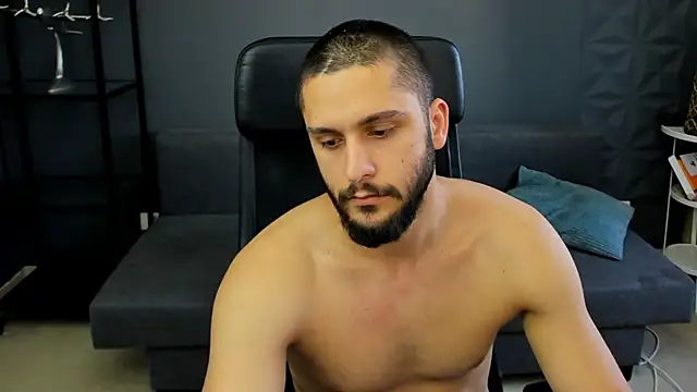 TroyWadee live