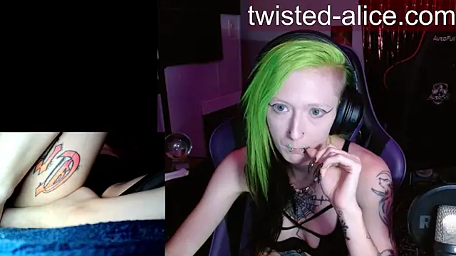 Twisted_Alice live