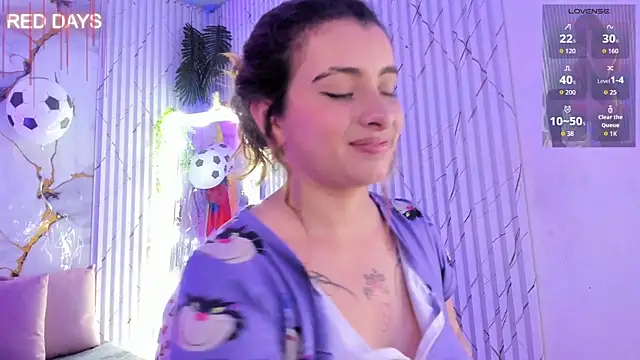 Naomy_tay1 live