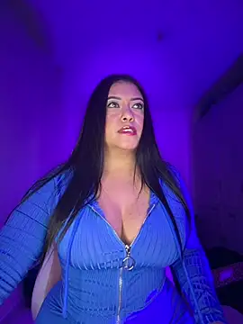 cami_ortiz__ live