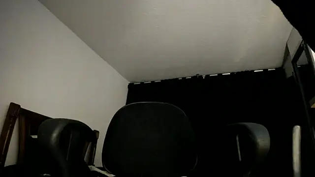 Hat_girl live