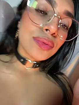 Linda_Saenz_ live