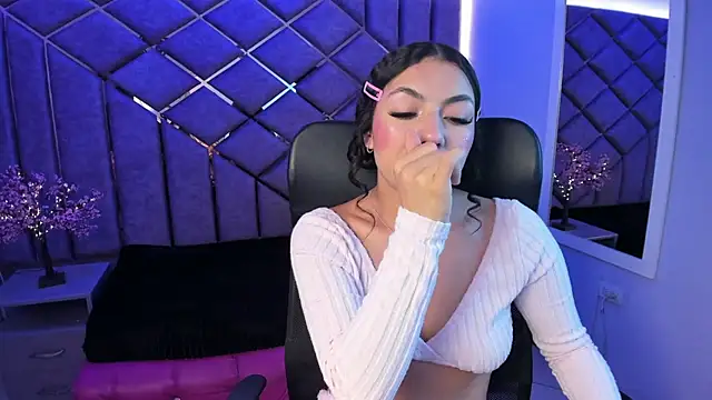 Poly_Sasha_ live