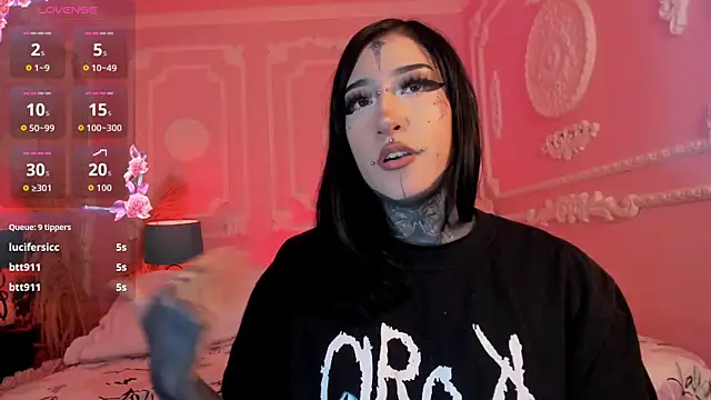 Kat_VonDe live