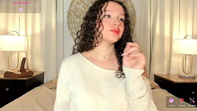 LucyLovelyy live