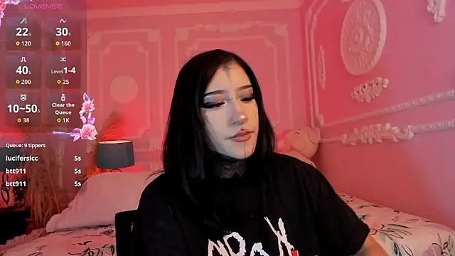 Kat_VonDe live