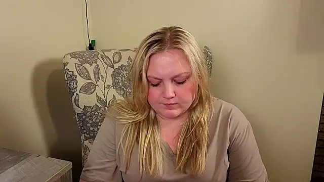 PhatAssBlond live