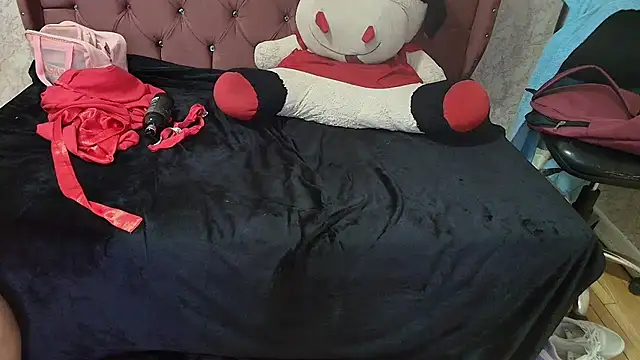 SelinaRussell live