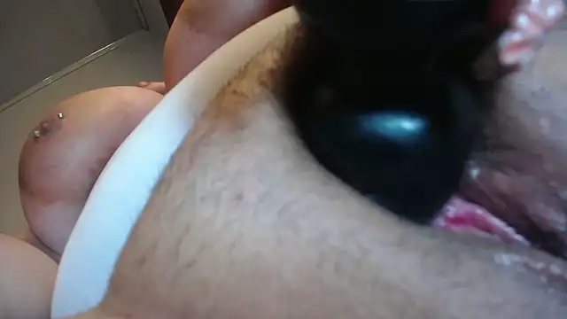 Penelope_Tits live