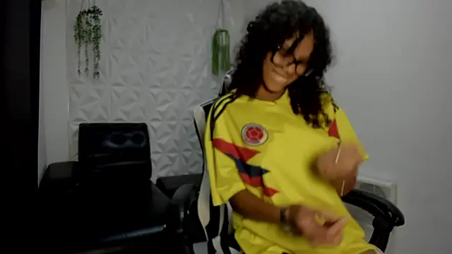 Karo_20y live