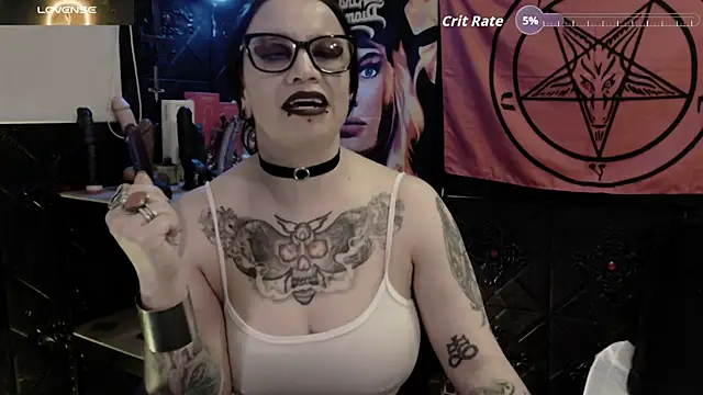 Evil_Queen_666 live