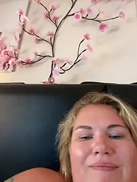 Jolina_Juice live