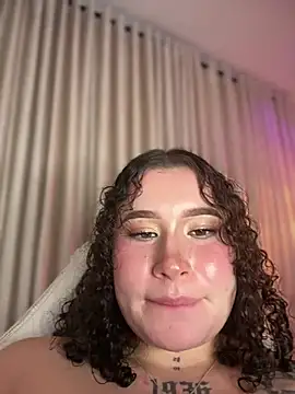 Doll_Ivy live