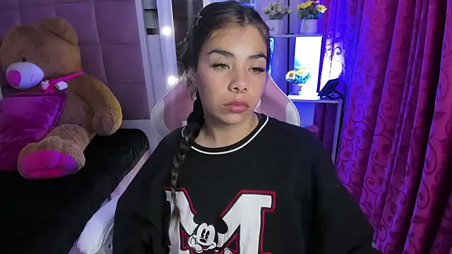 liany_taylor live