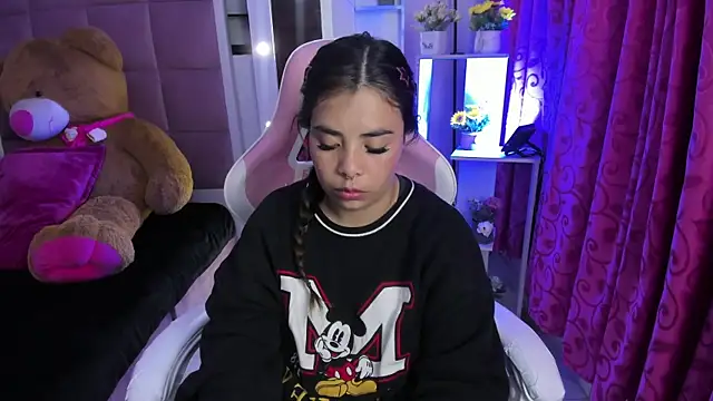liany_taylor live