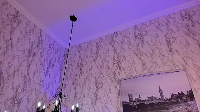 MhilaMoon live