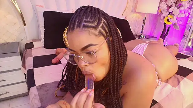 YazminJenner live