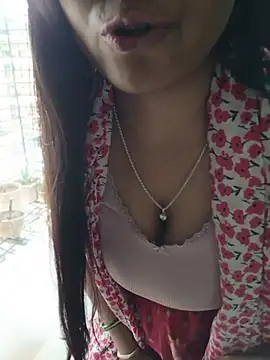 Queenlipx live