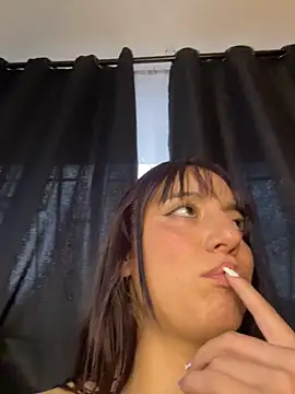 Mia_fiire live