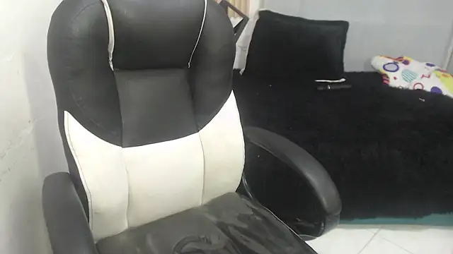 naty_18 live