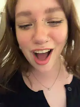 lucy-joy live