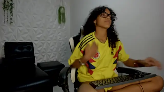 Karo_20y live
