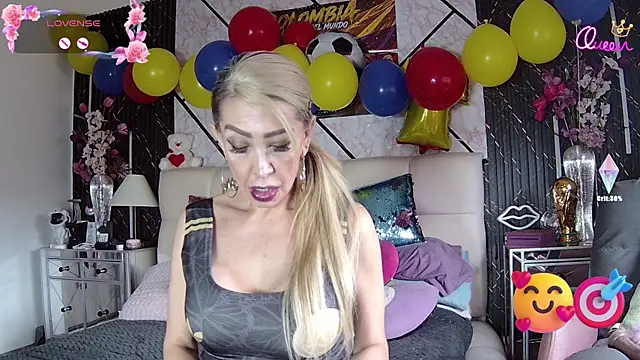 EvelinaGrey live