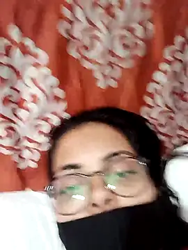 Sandhya_77 live