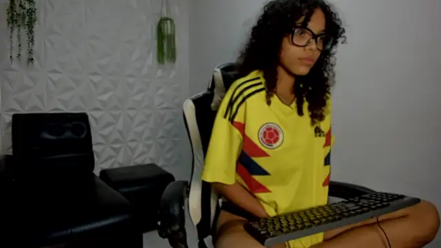 Karo_20y live