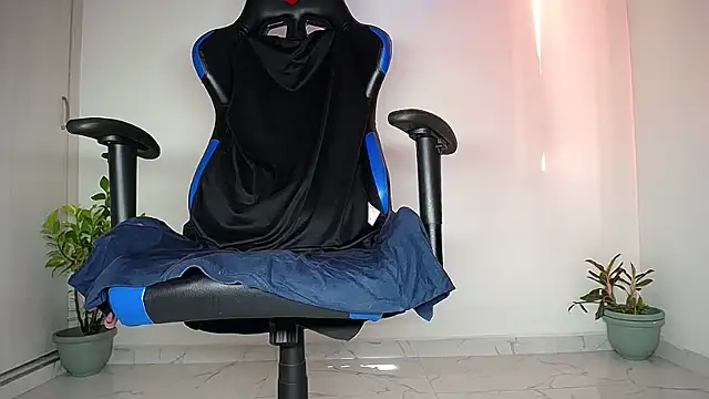 MAXJONES_2 live