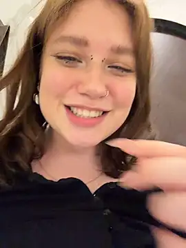 lucy-joy live