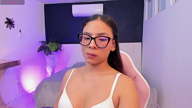 amira_cute2 live