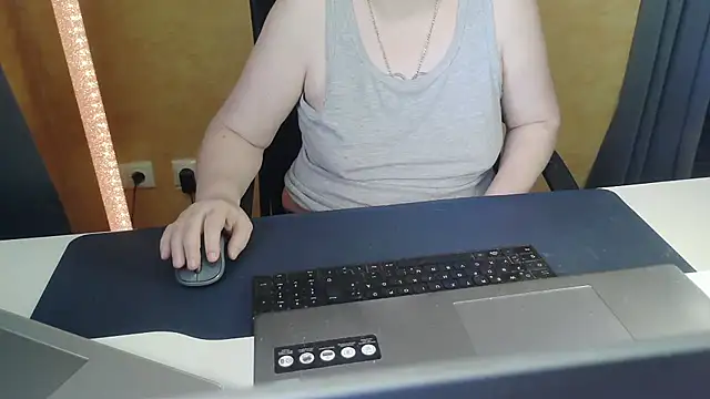 SweetPhoenix76 live