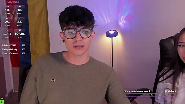 Mikeyvioleta_ live