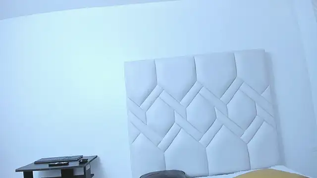 AsianSlut_ live