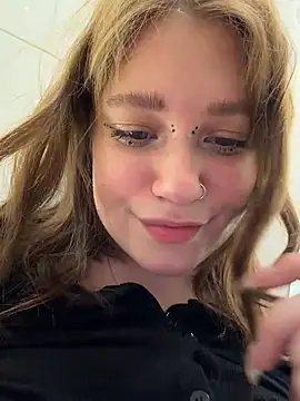 lucy-joy live