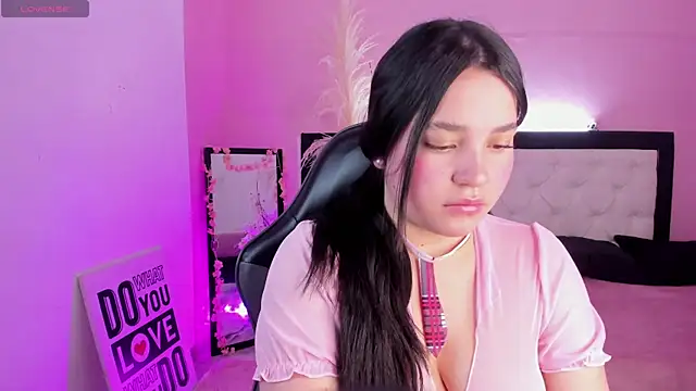 Julieth_Caandy live