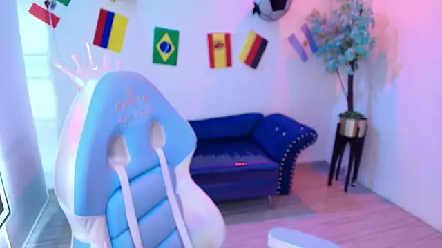 Maddie_T18 live