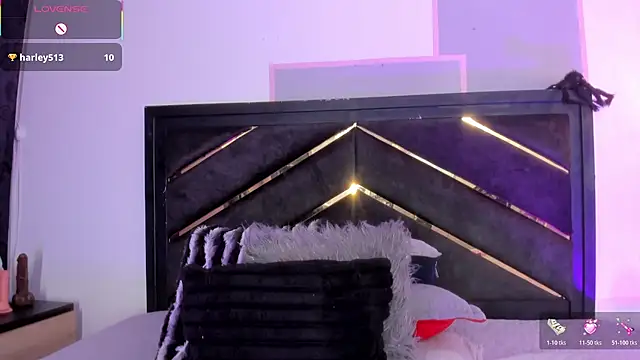 april_jones05 live