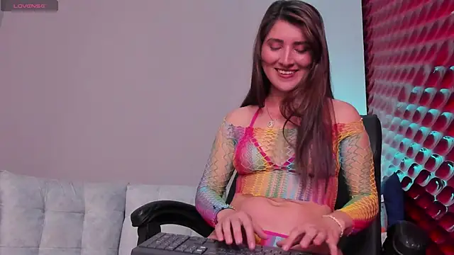 Rubi_Esmeralda live