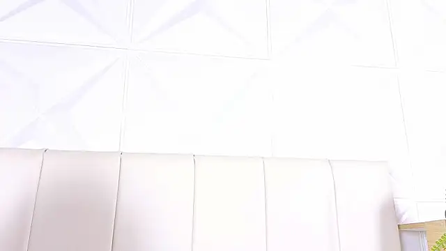 Isabella_Dawn live