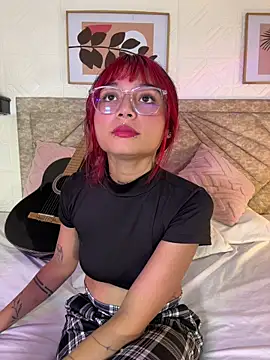 Emma_duff live