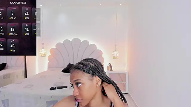 Hannah_Williams_ live