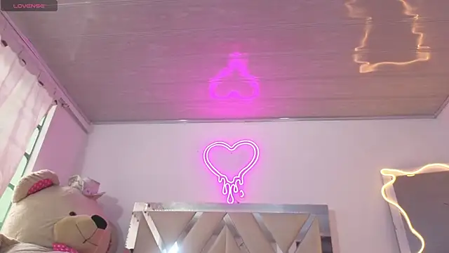 MILAH_TAY live