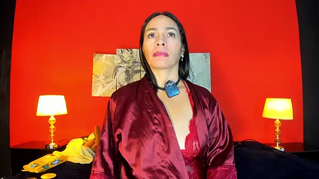 LucianaMadura1 live