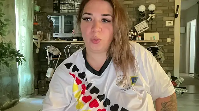 Monageil live